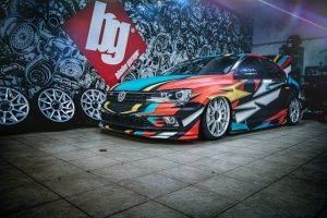 Les voitures et l’art