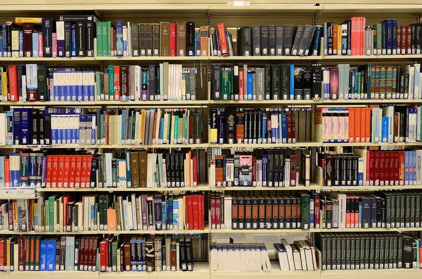 Coin documentation en open space : le placer sans gêner les collègues